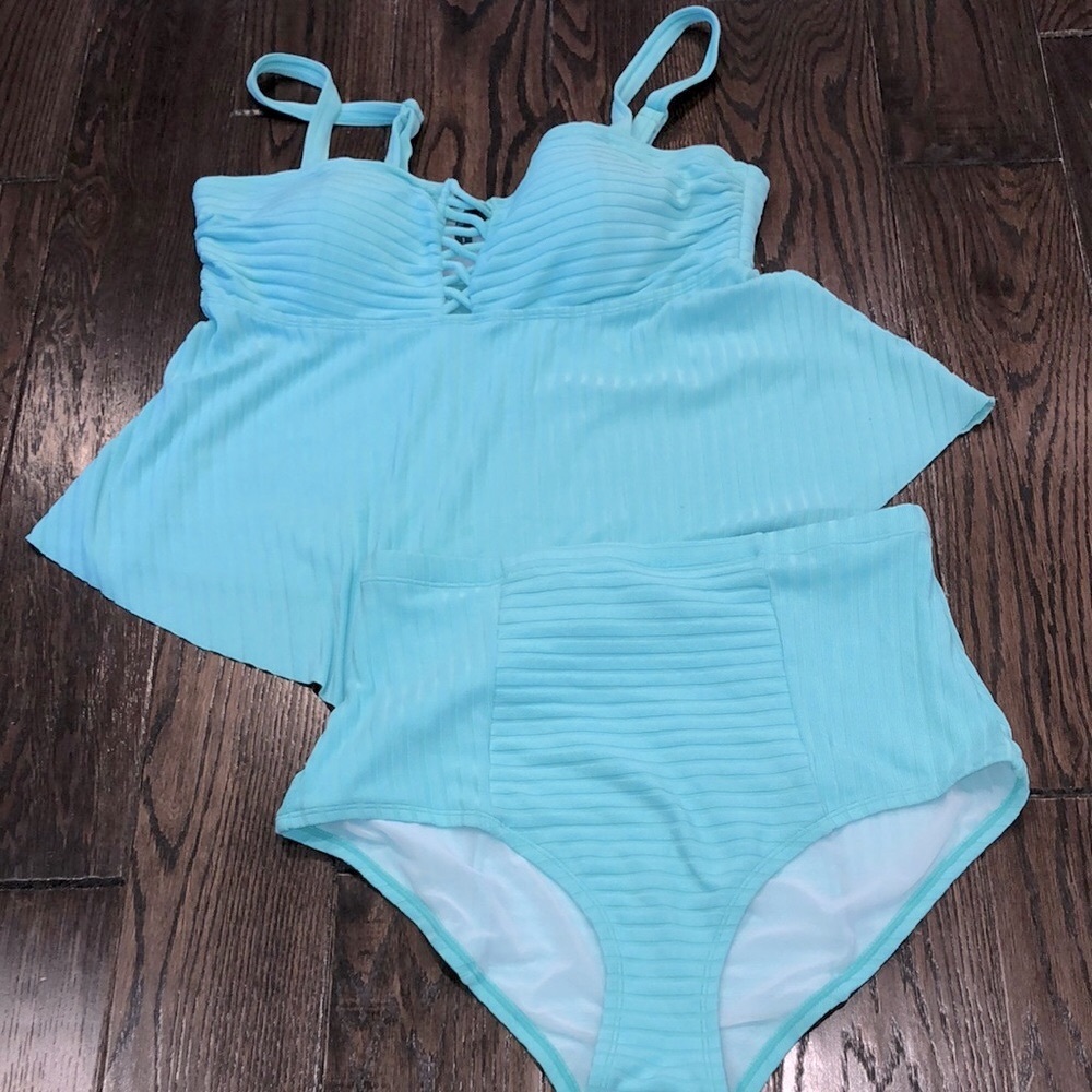 Torrid 2 piece swimsuit size 1X